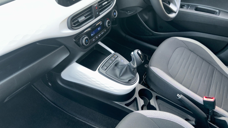 Hyundai i10 1.2 MPi Premium 5dr Auto Petrol Hatchback